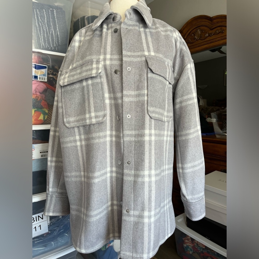 Grey Shacket - Picture 1 of 9